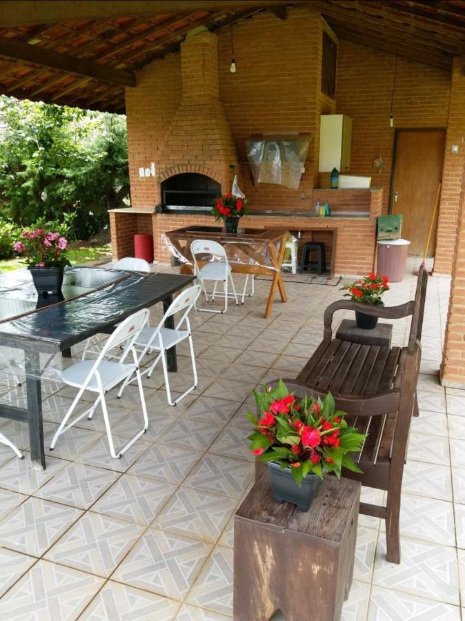 Casa Das Glicinias Perto Do Centro Villa มงชิแวร์จิ ภายนอก รูปภาพ