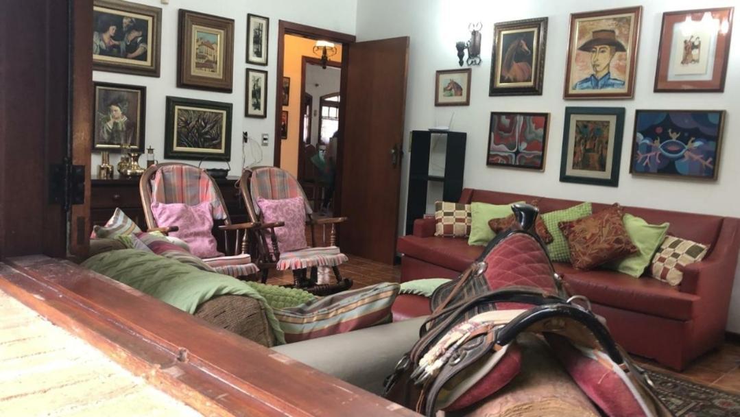 Casa Das Glicinias Perto Do Centro Villa มงชิแวร์จิ ภายนอก รูปภาพ